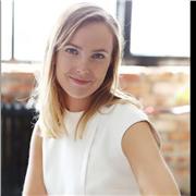 aides aux devoirs aux élèves en primaire